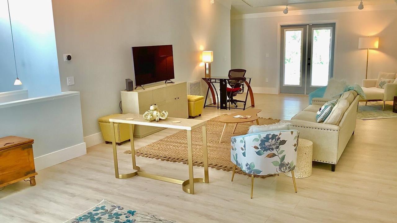 Photo of Livingroom in Orchid