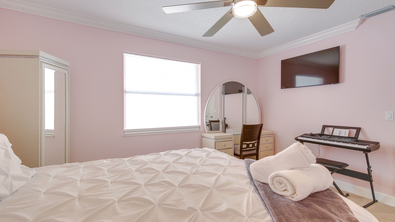 Photo of Bedroom in Paseo