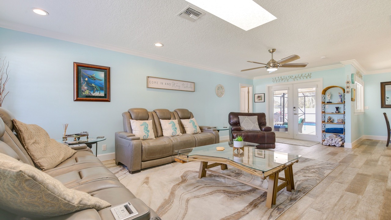 Photo of Livingroom in Paseo