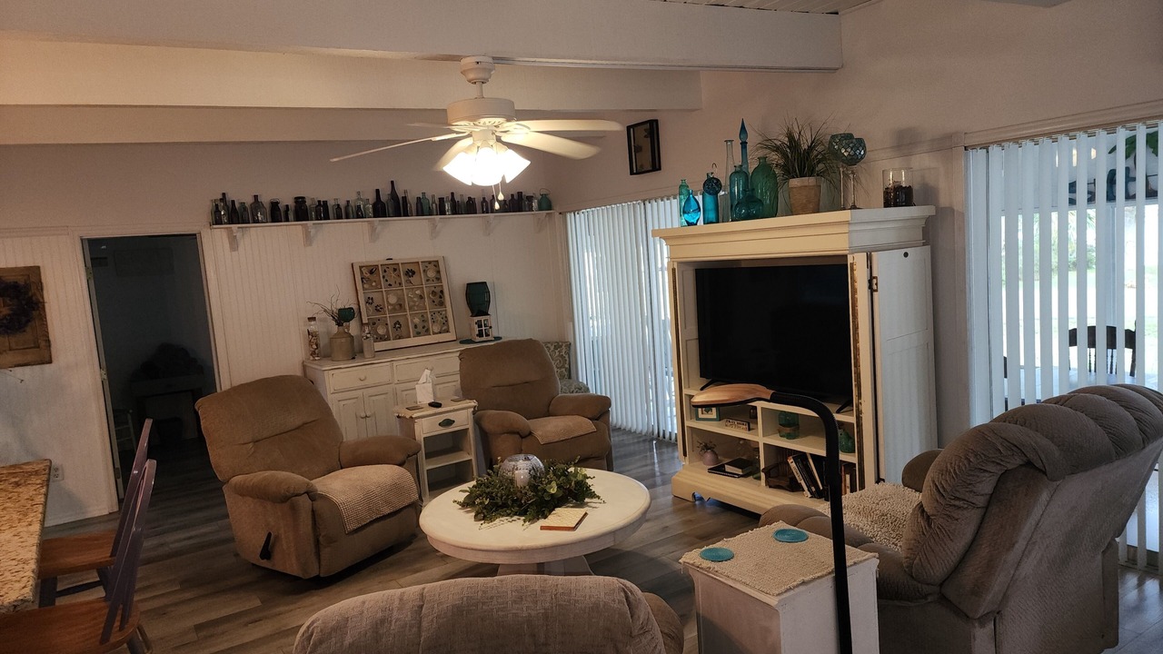 Photo of Livingroom in Hernando