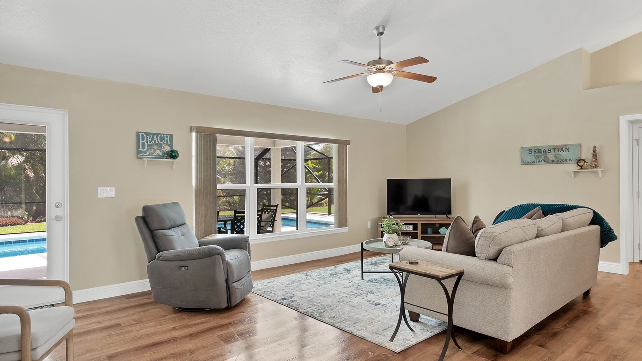 Photo of Livingroom in Sebastian Highlands