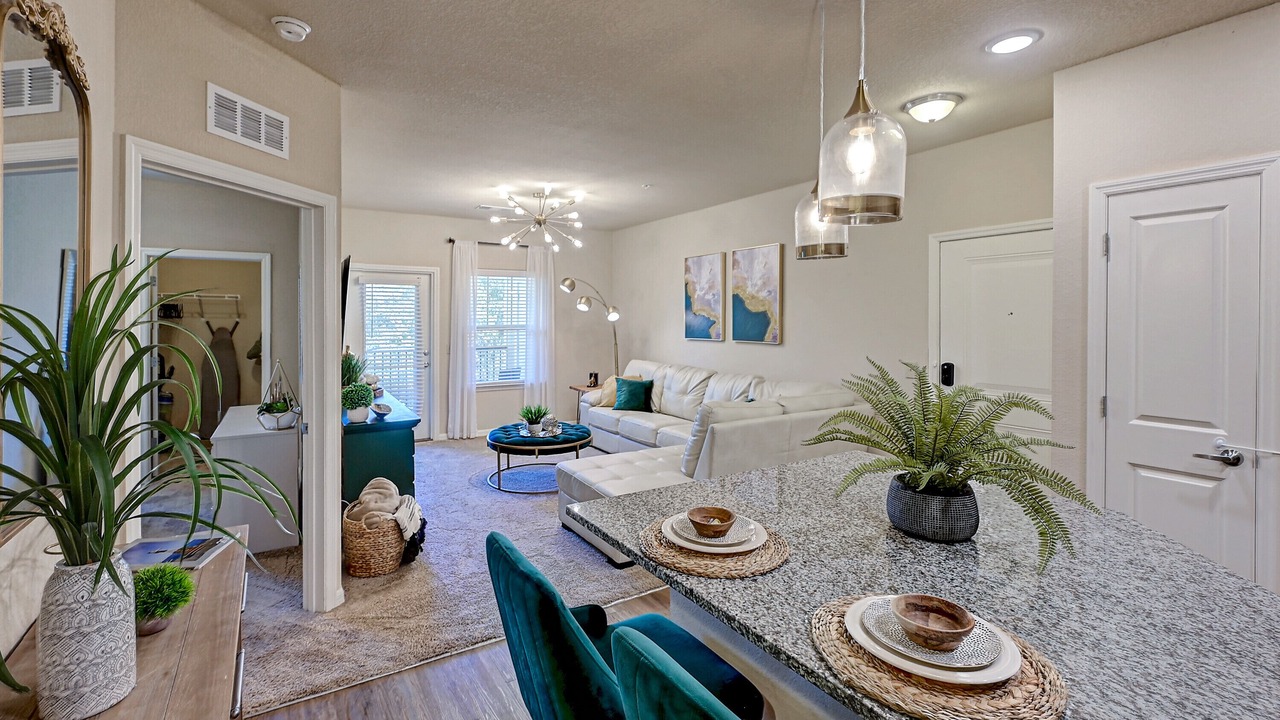Photo of Livingroom in Northside