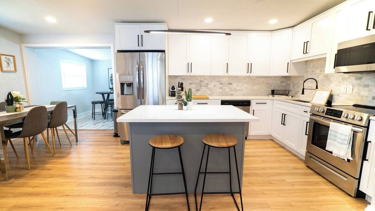 Photo of Kitchen in Carver City - Lincoln Gardens