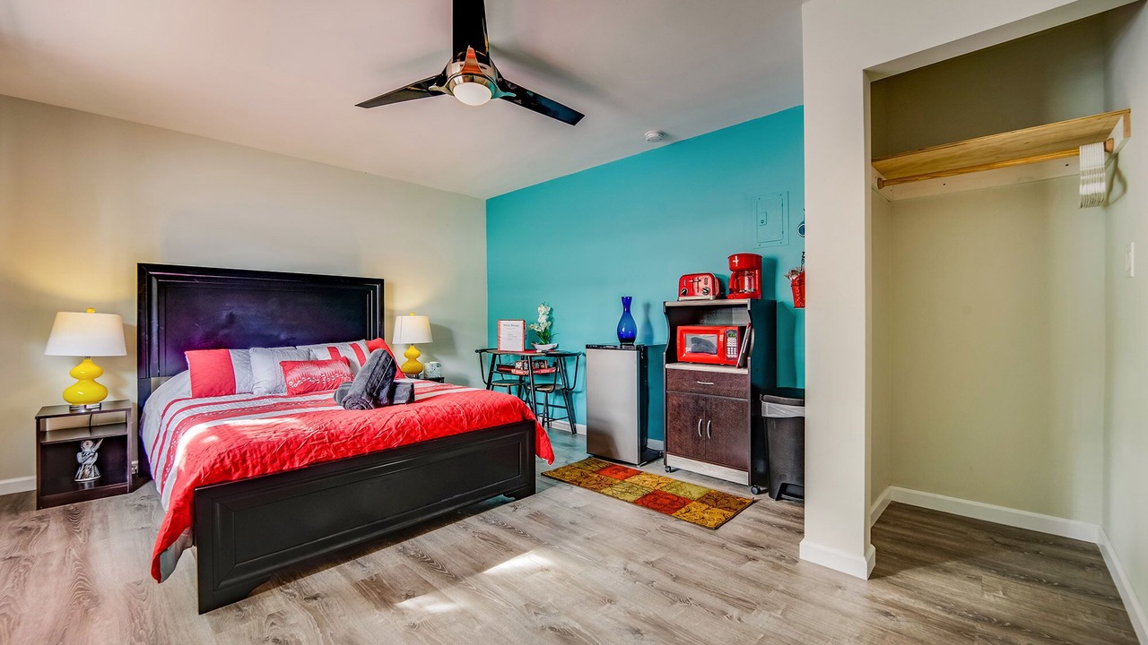 Photo of Bedroom in Middle River Terrace