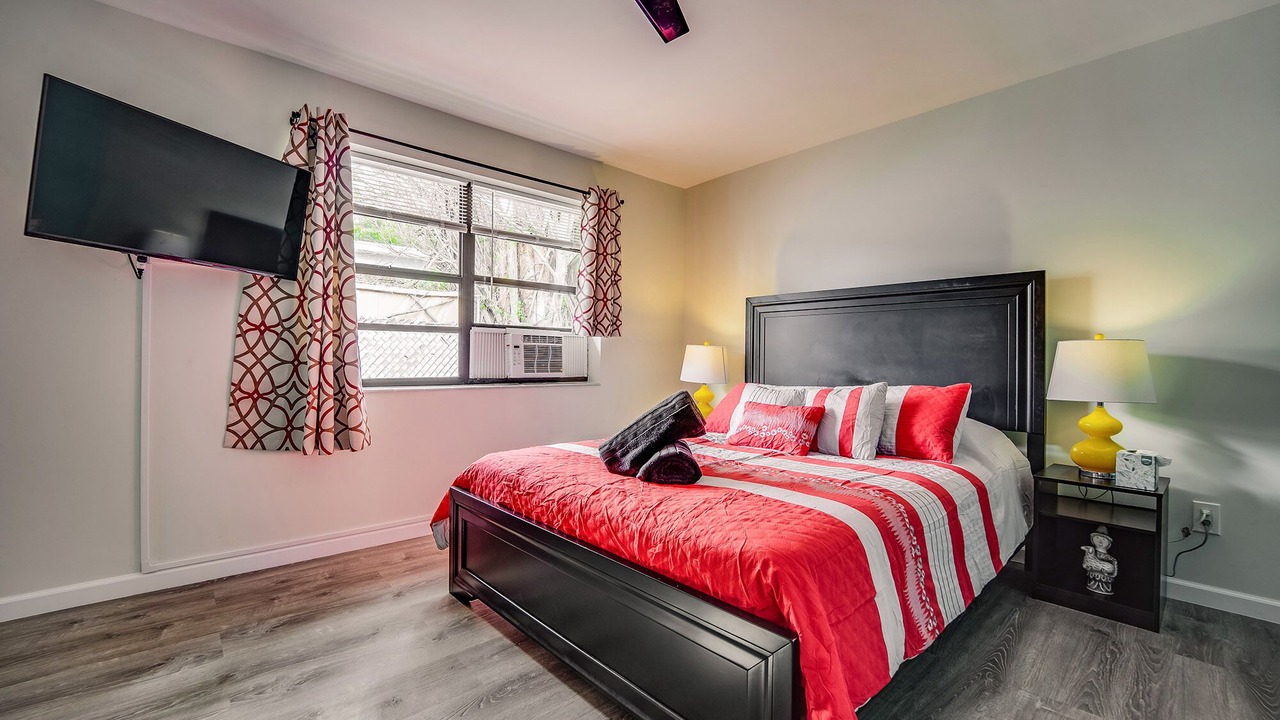 Photo of Bedroom in Middle River Terrace