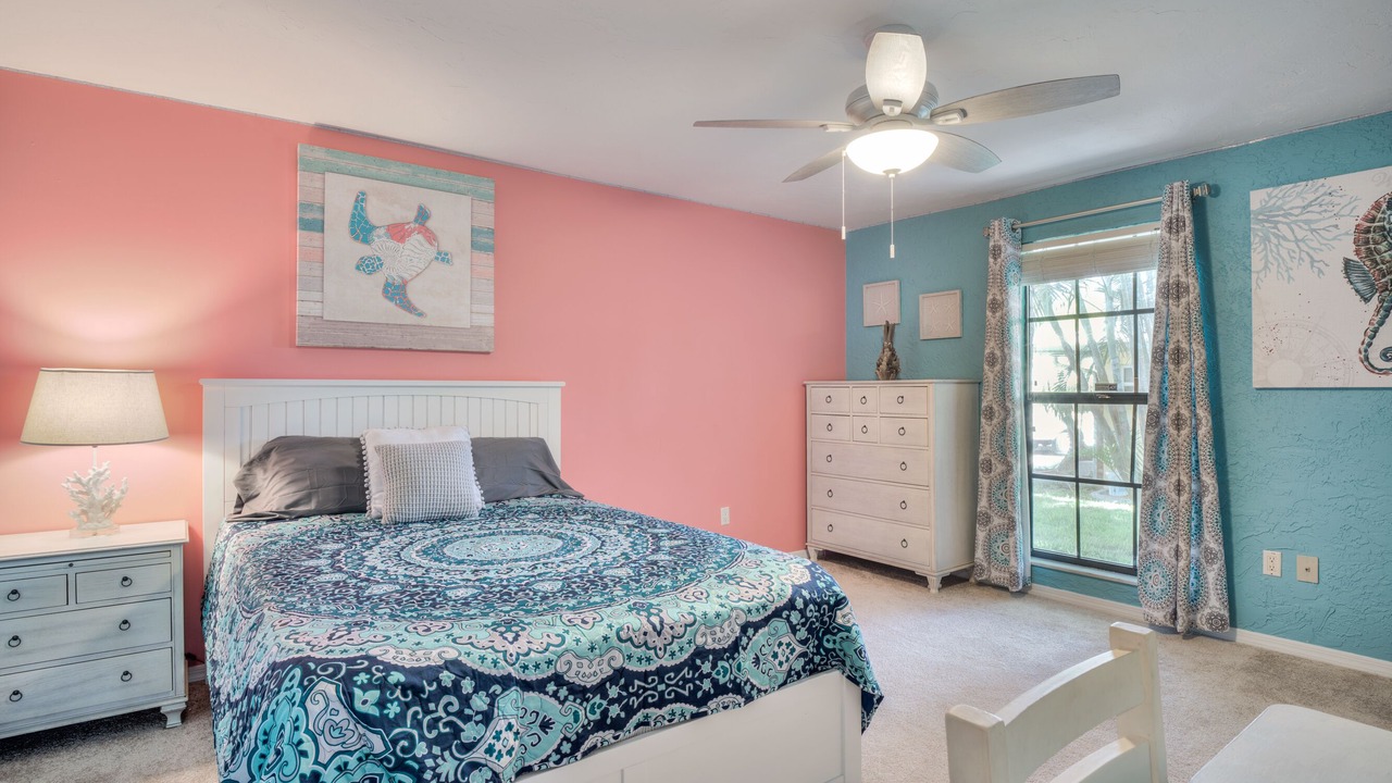 Photo of Bedroom in Yacht Club