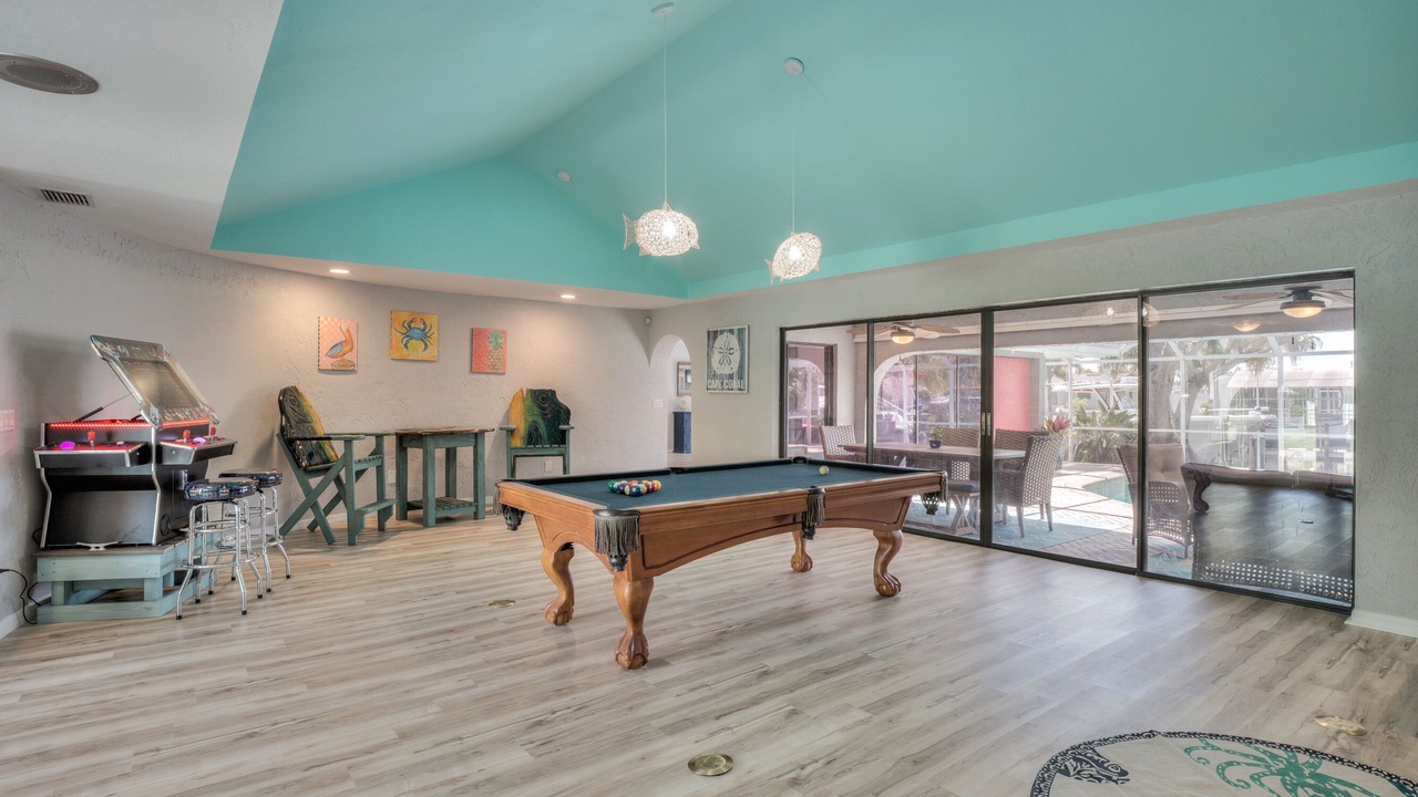Photo of Bedroom in Yacht Club