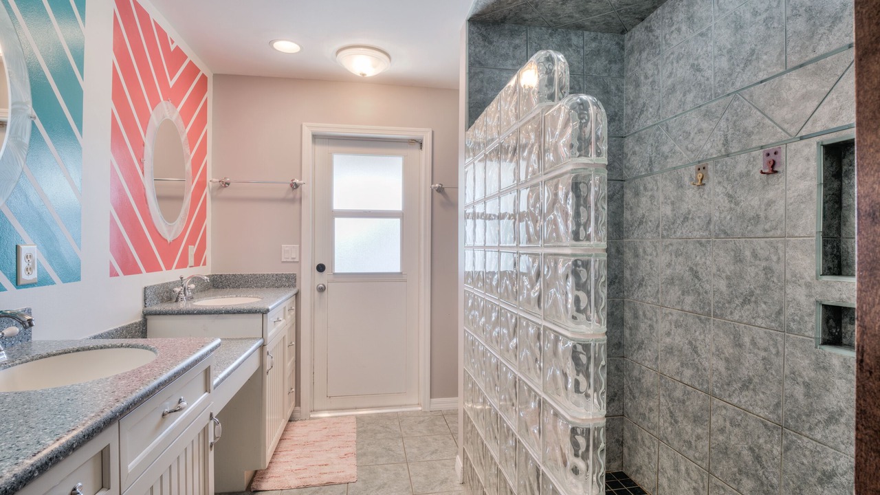 Photo of Bathroom in Yacht Club
