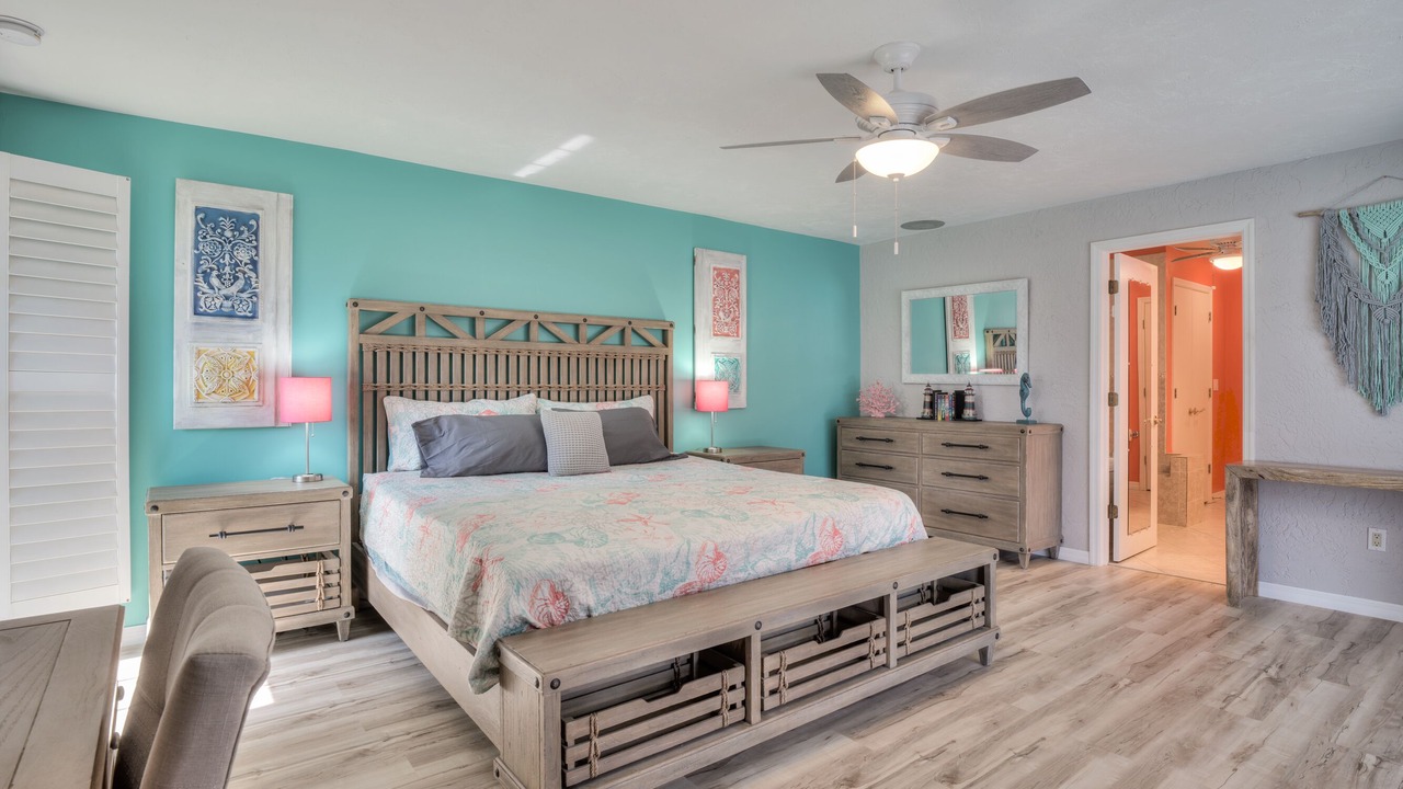Photo of Bedroom in Yacht Club