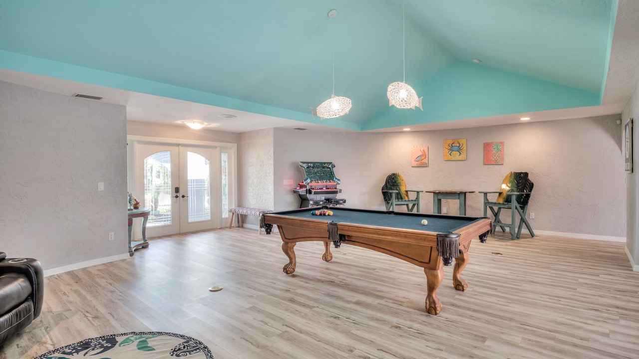 Photo of Bedroom in Yacht Club