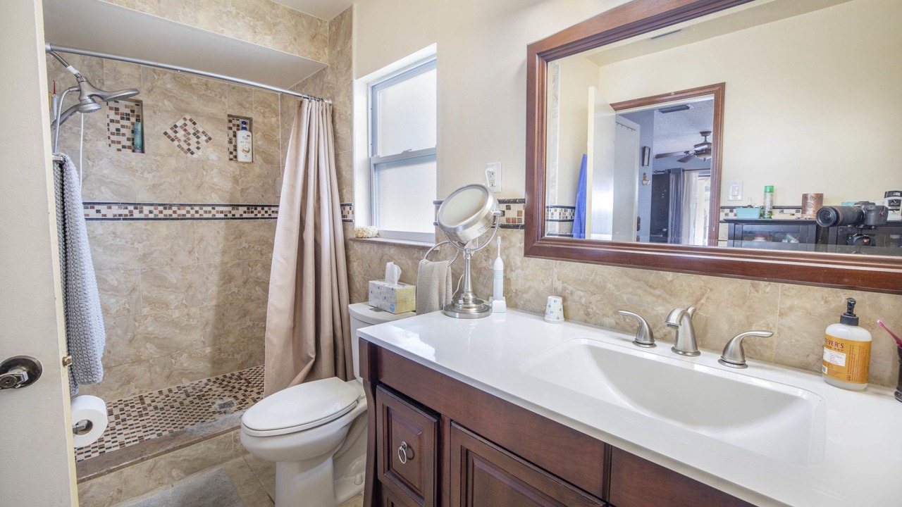 Photo of Bathroom in Apollo Beach