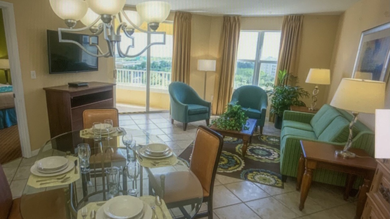 Photo of Livingroom in Weston