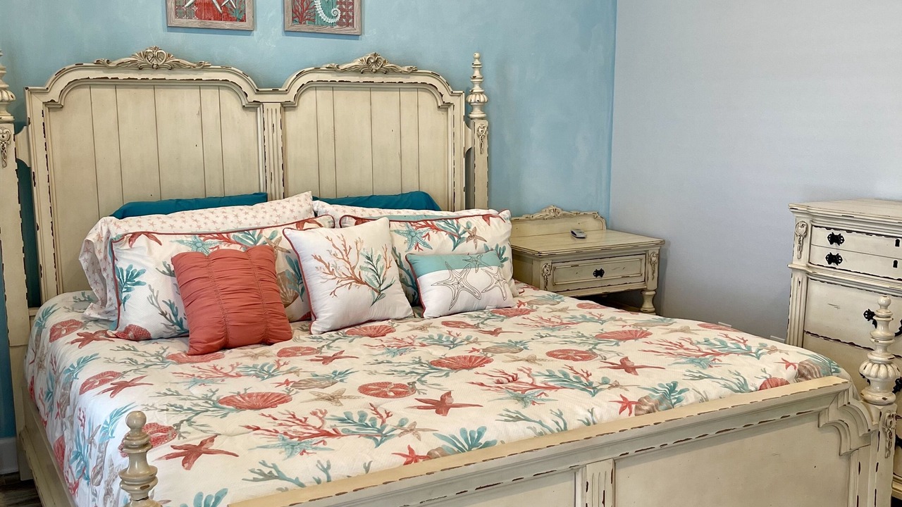 Photo of Bedroom in Navarre Beach