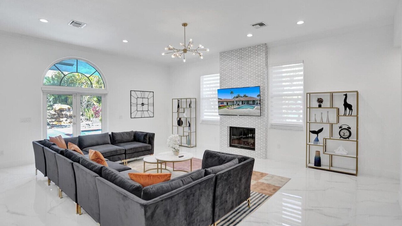 Photo of Livingroom in Davie