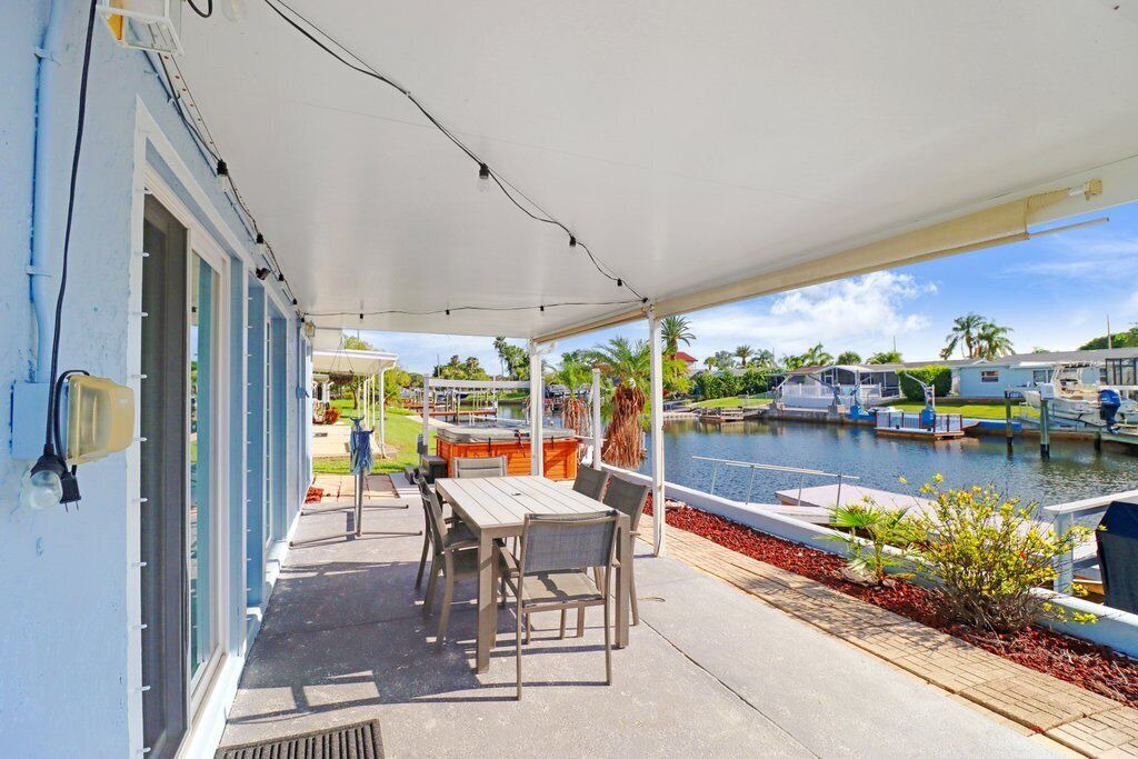 Photo of Outdoor in Flor-a-mar
