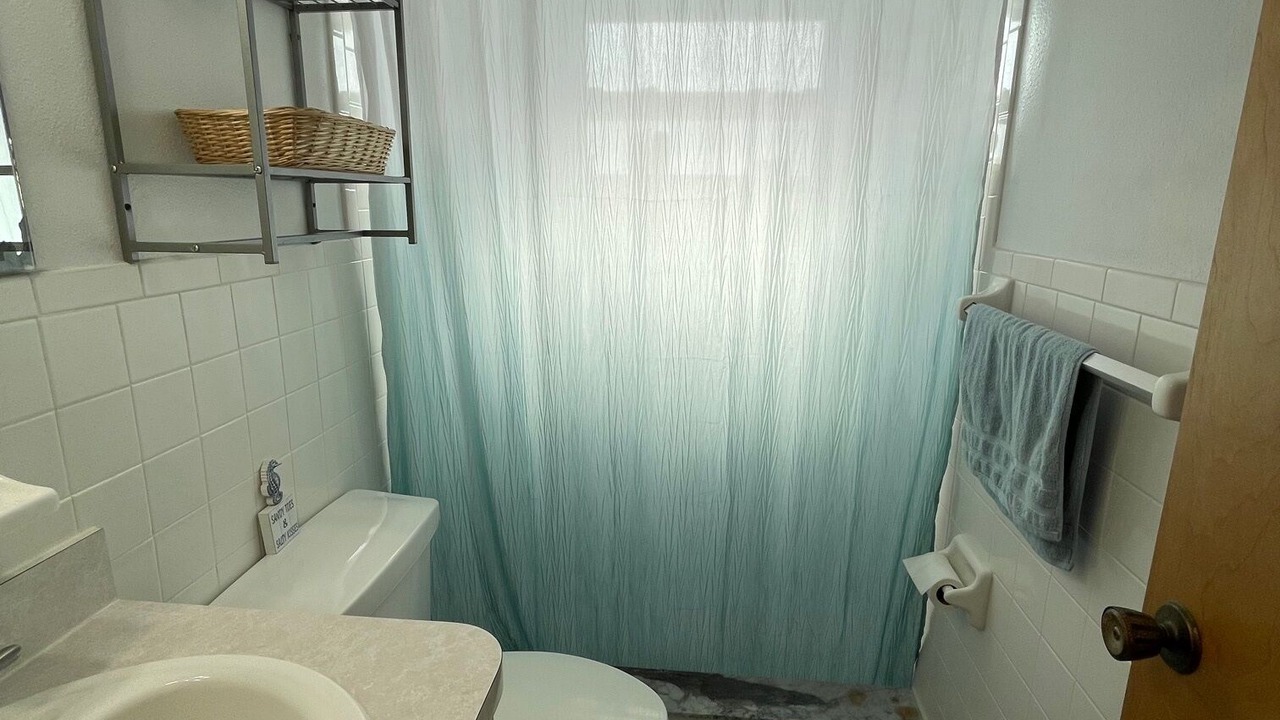 Photo of Bathroom in Gulf Coast Acres