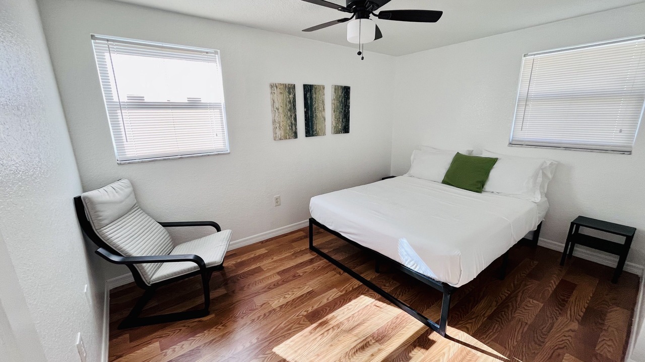 Photo of Bedroom in Temple Crest