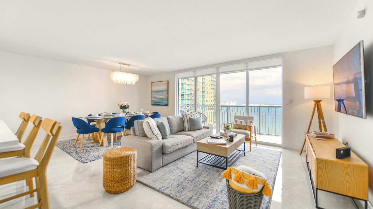 Photo of Livingroom in Brickell