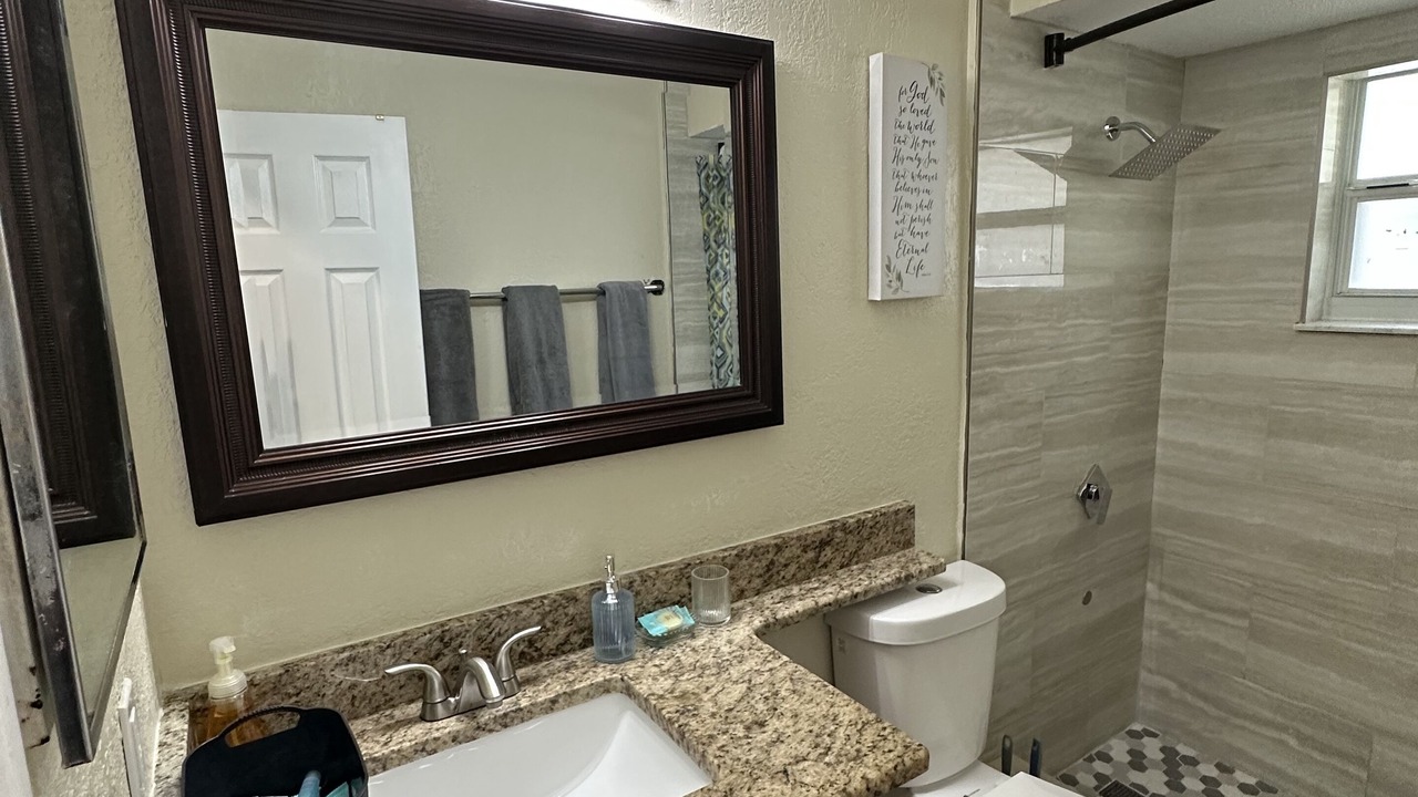 Photo of Bathroom in Oak Ridge
