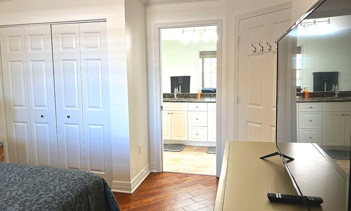 Photo of Bedroom in Redevelopment Area