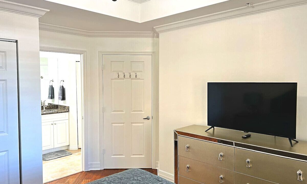 Photo of Bedroom in Redevelopment Area