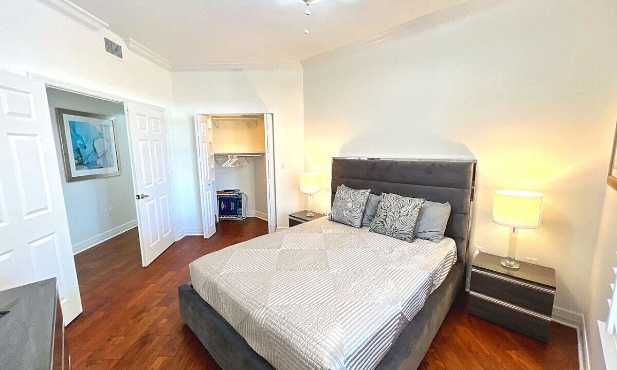 Photo of Bedroom in Redevelopment Area