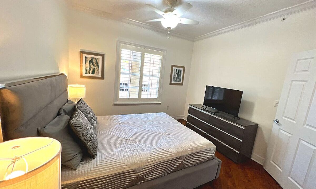 Photo of Bedroom in Redevelopment Area