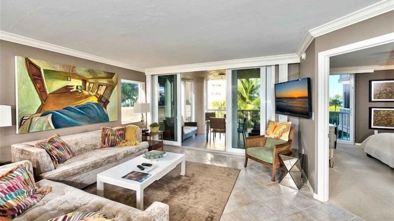 Photo of Livingroom in Park Shore