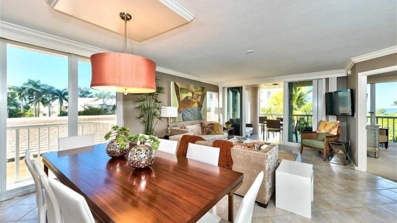 Photo of Livingroom in Park Shore