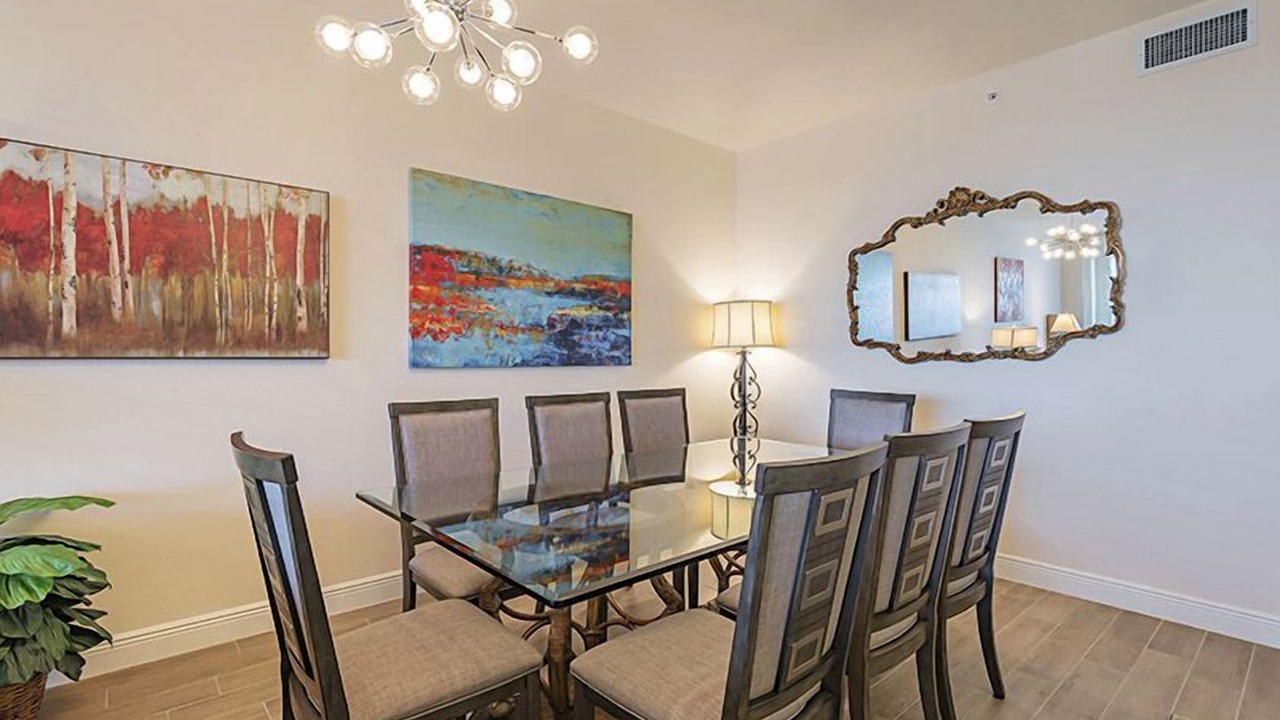 Photo of Livingroom in Vanderbilt Beach
