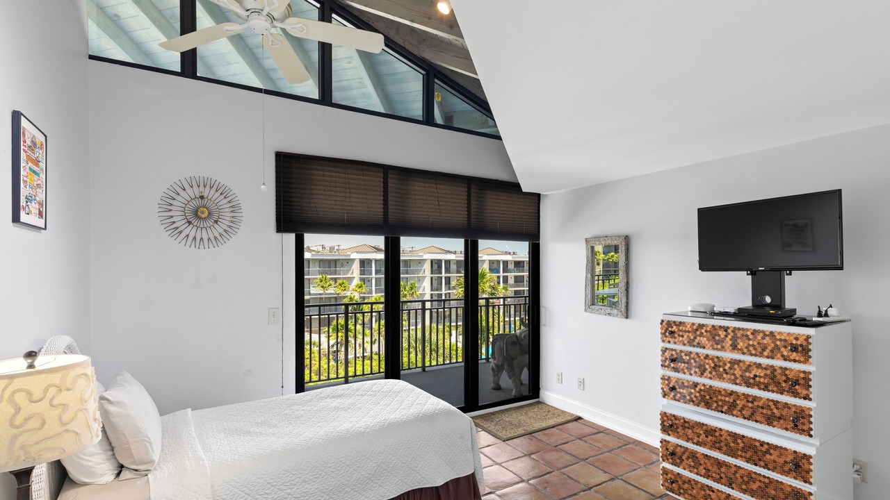 Photo of Bedroom in Midtown