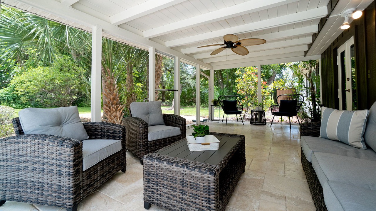 Photo of Patio Balcony in Trailer Estates