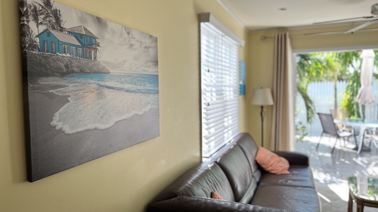 Photo of Livingroom in Truman Annex