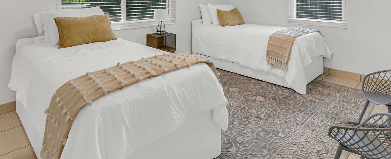 Photo of Bedroom in Lake Magdalene