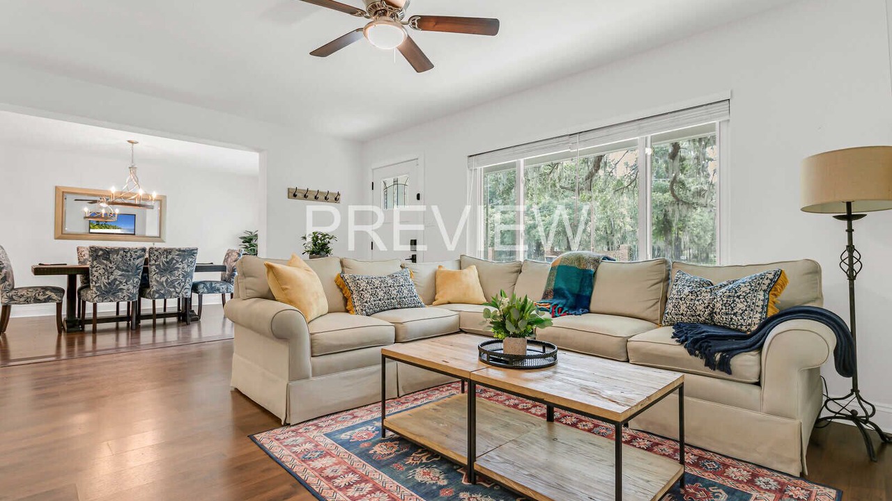 Photo of Livingroom in Lake Magdalene
