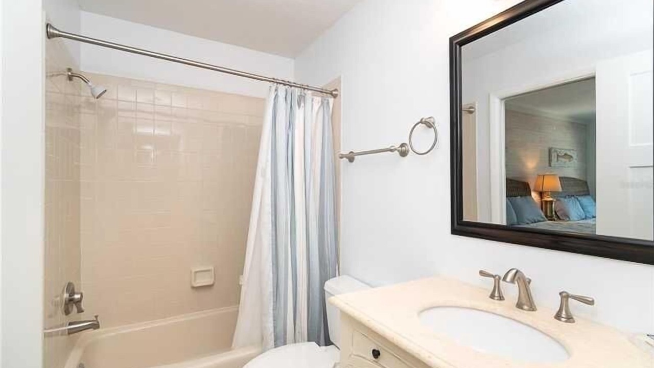 Photo of Bathroom in Palm Island