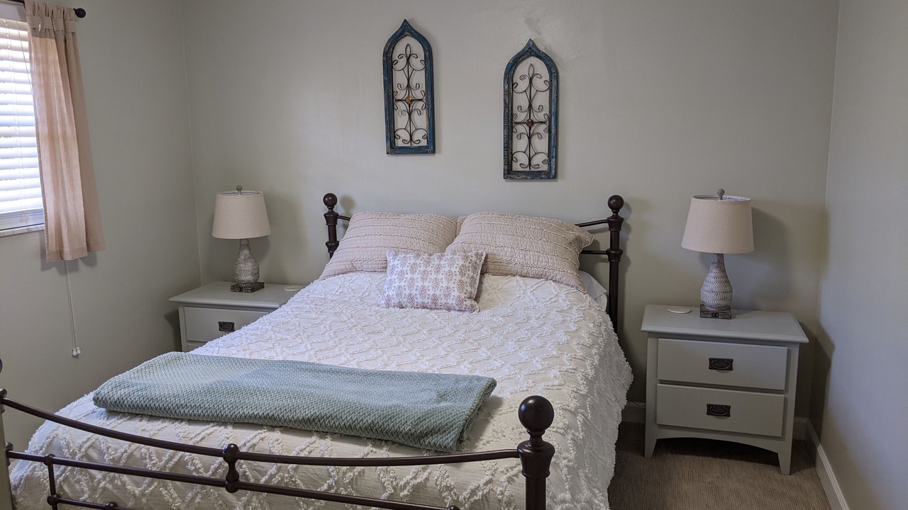 Photo of Bedroom in Tarpon Springs