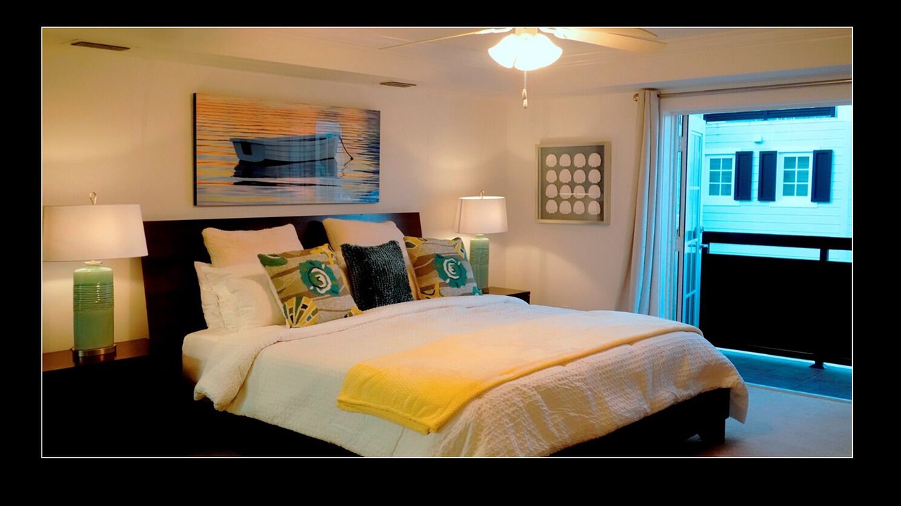 Photo of Bedroom in Historic Seaport