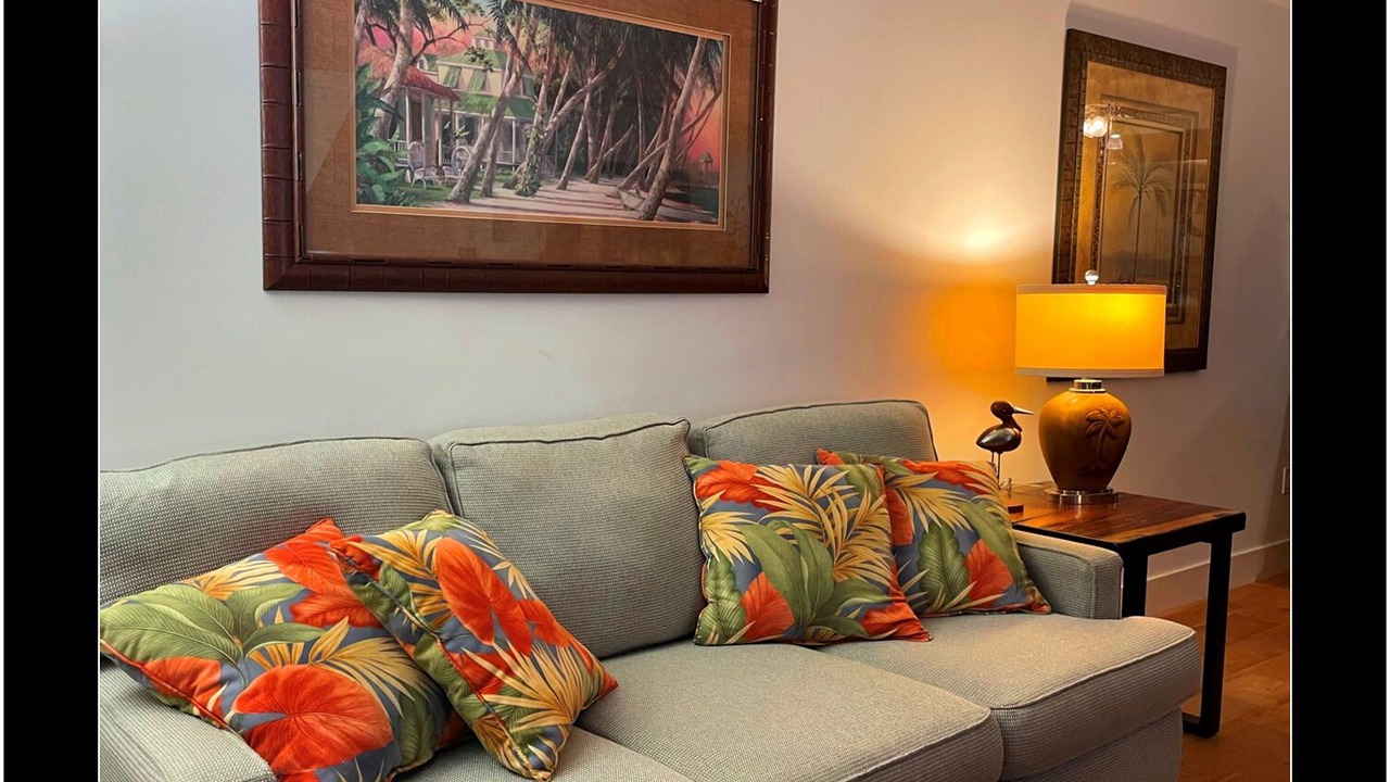 Photo of Livingroom in Historic Seaport