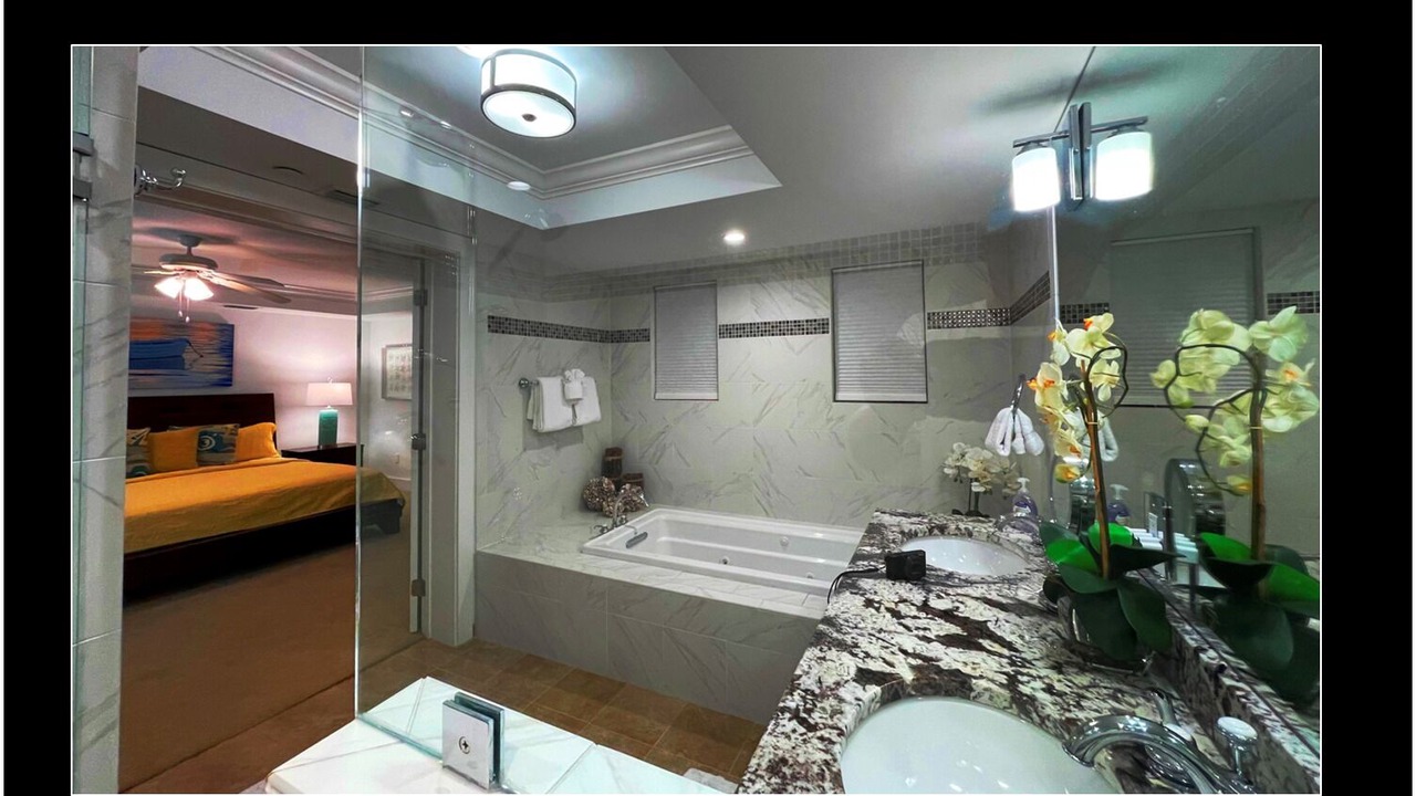 Photo of Bathroom in Historic Seaport