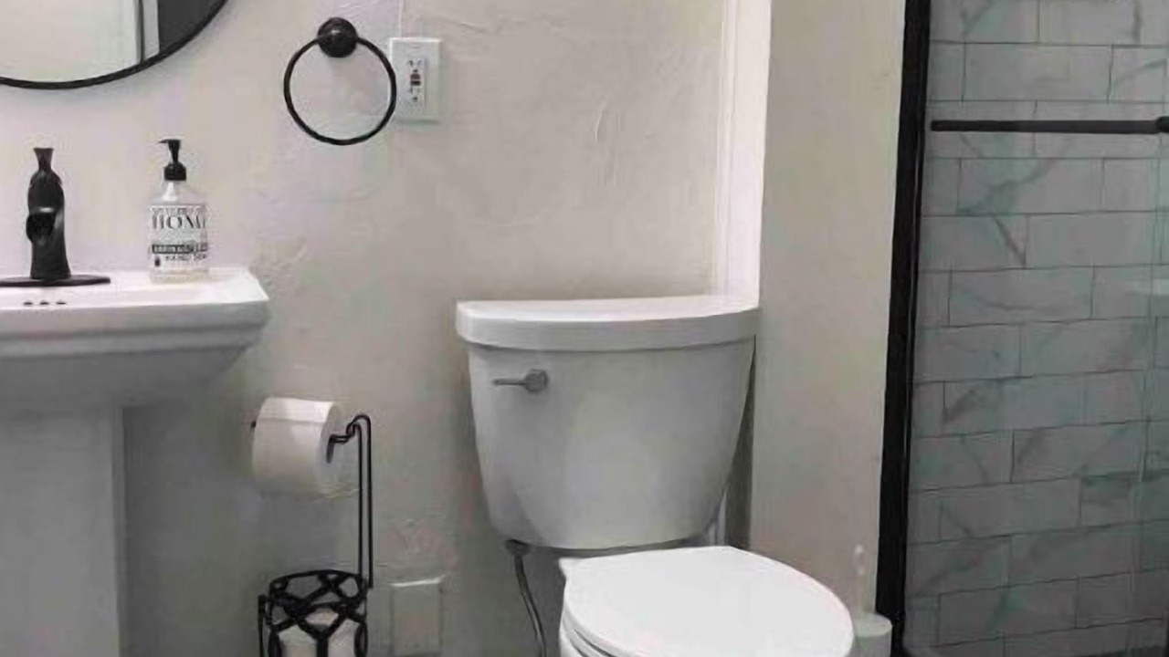 Photo of Bathroom in New Smyrna Beach