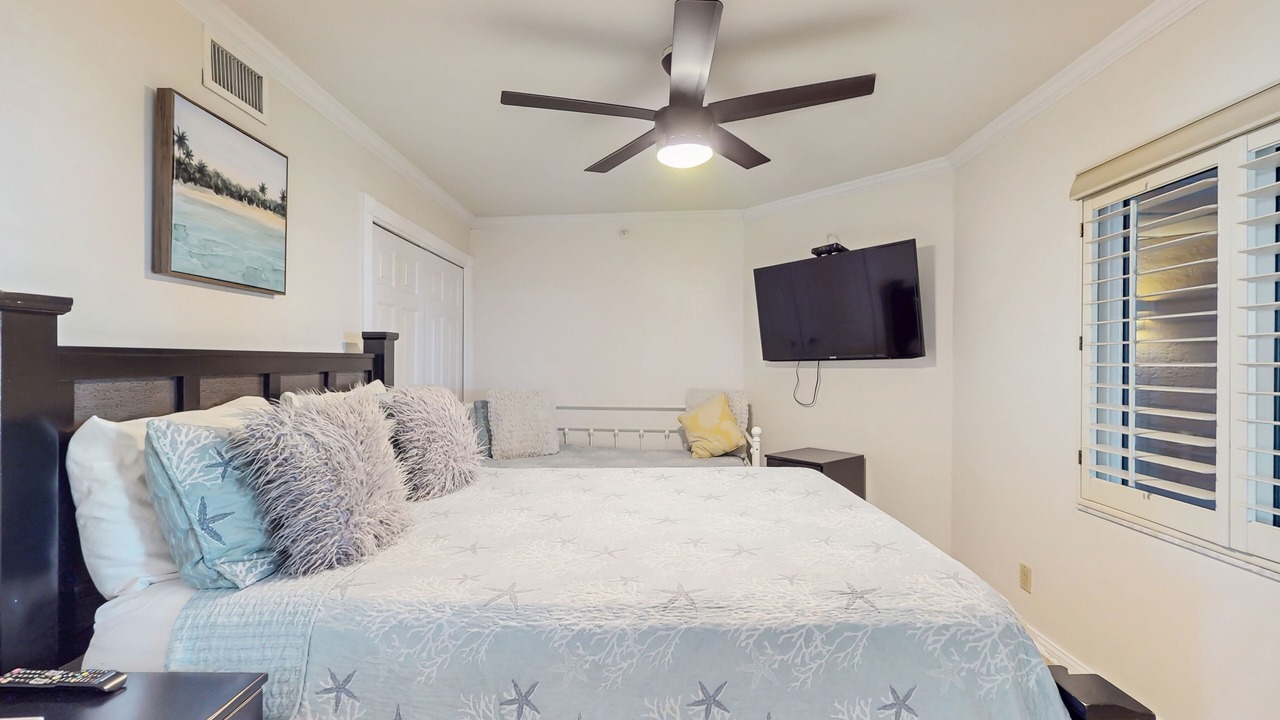 Photo of Bedroom in Sand Key