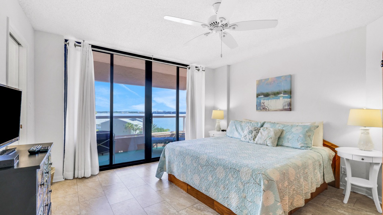Photo of Bedroom in Sand Key