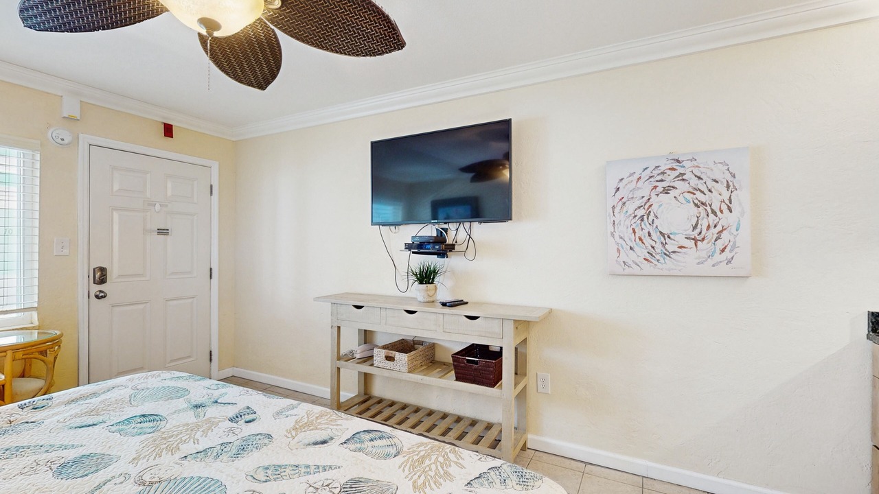 Photo of Bedroom in Pass-a-Grille Historic District
