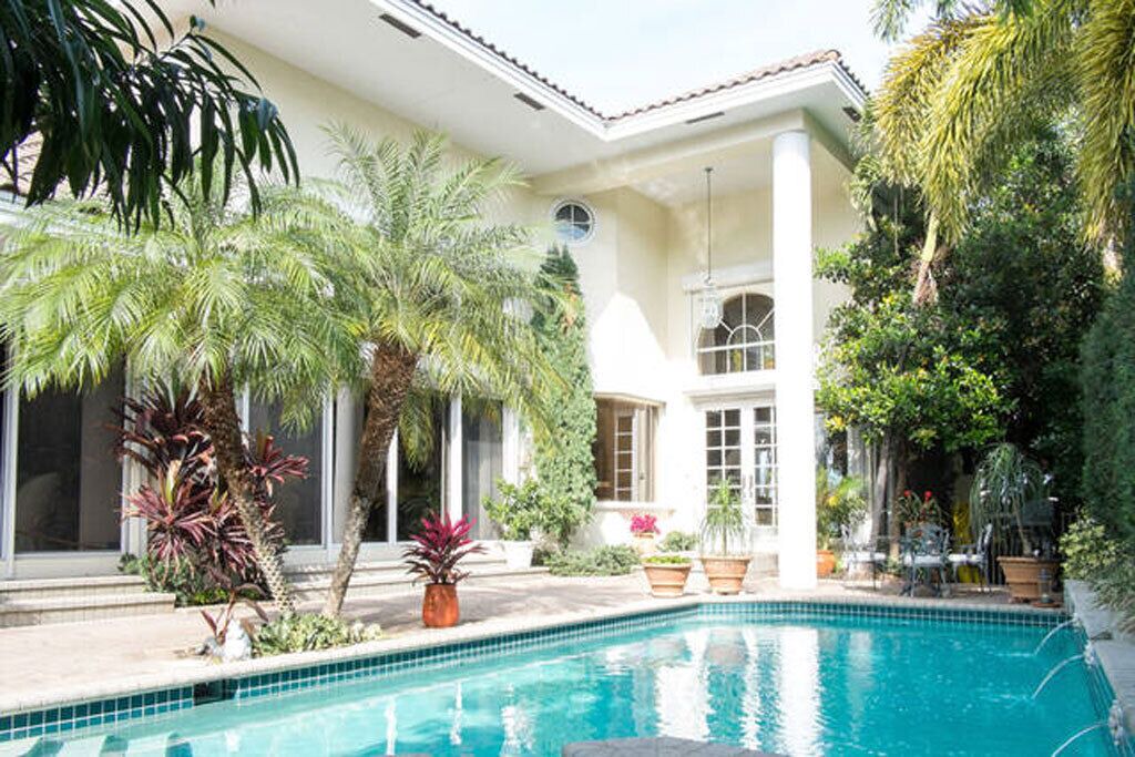 Photo of Outdoor in Lantana