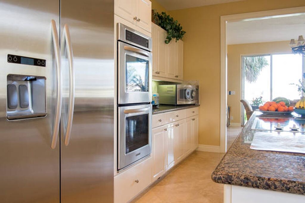 Photo of Kitchen in Lantana