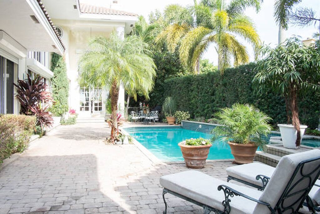 Photo of Outdoor in Lantana