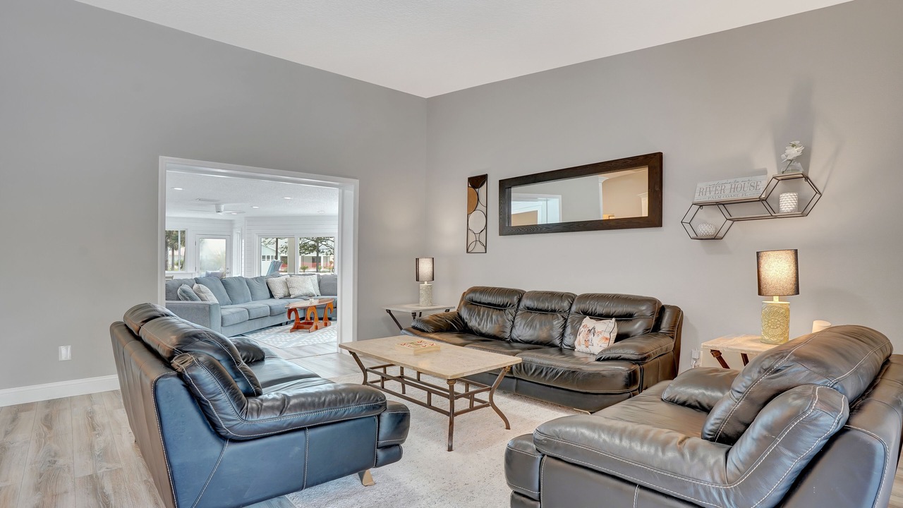 Photo of Livingroom in Palm Harbor