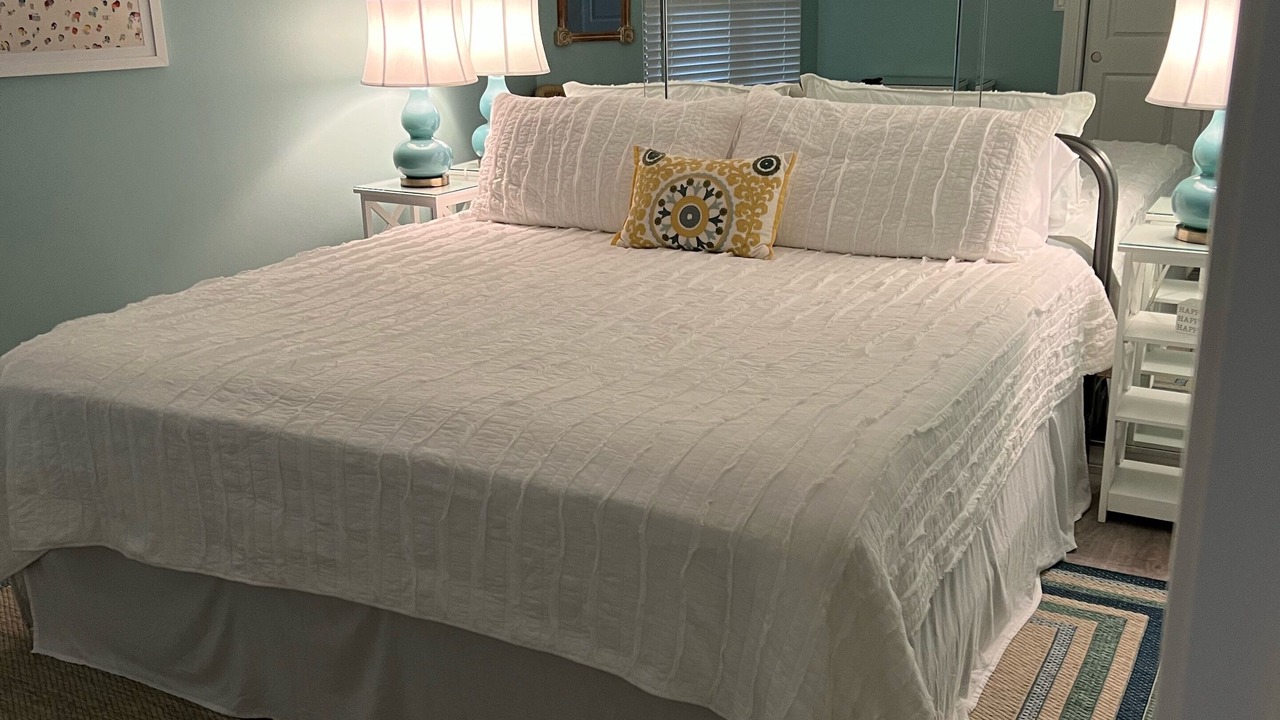 Photo of Bedroom in Gulf Pines