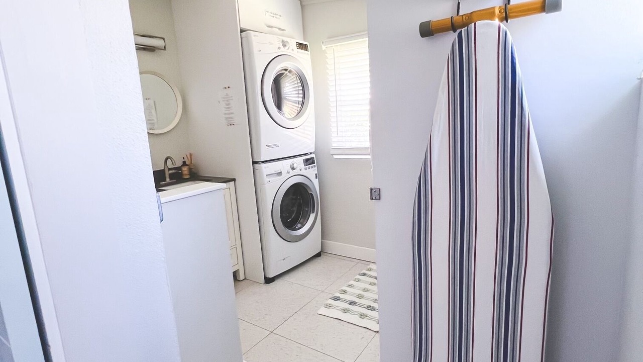 Photo of Bathroom in South Palm Park Neighborhood Association